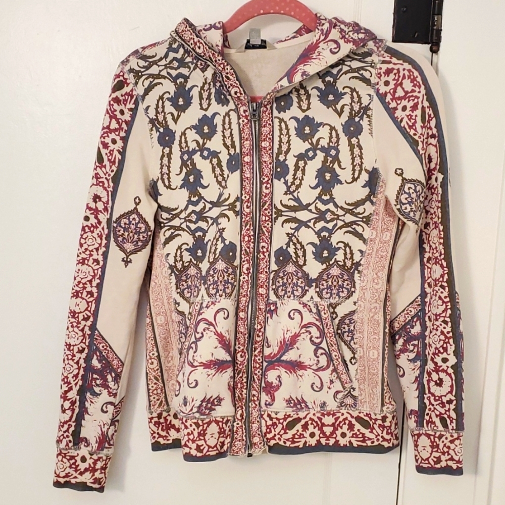 Lucky Brand Funky Sweatshirt